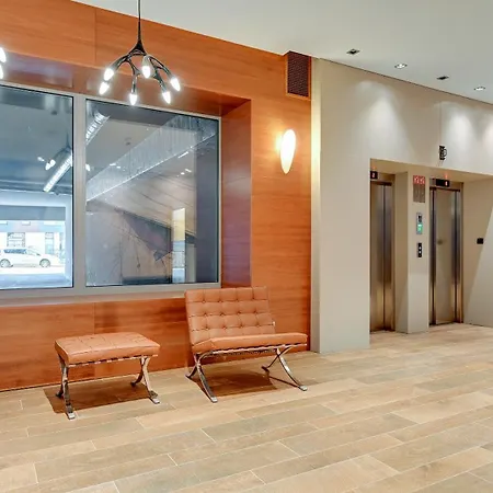 Comfortable With Access To The Gym Dom & House Apartment *