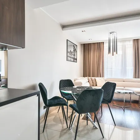 Comfortable With Access To The Gym Dom & House *